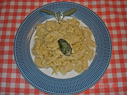 Il piatto tradizionale ogolino dei "gnok sbatùi" (o gnok del cucér) [by RomDeDE]